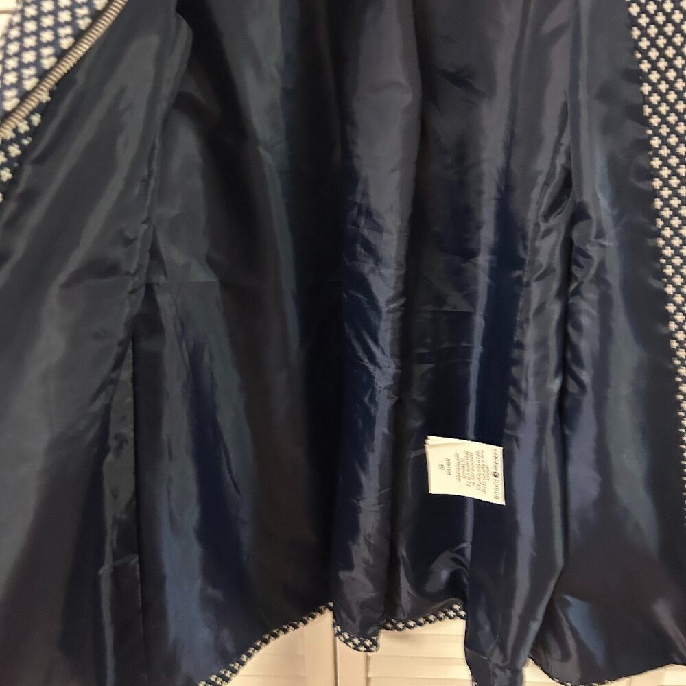 Cache-c-Cache Typical French Jacket: Size 40 /M - Picture 6 of 13